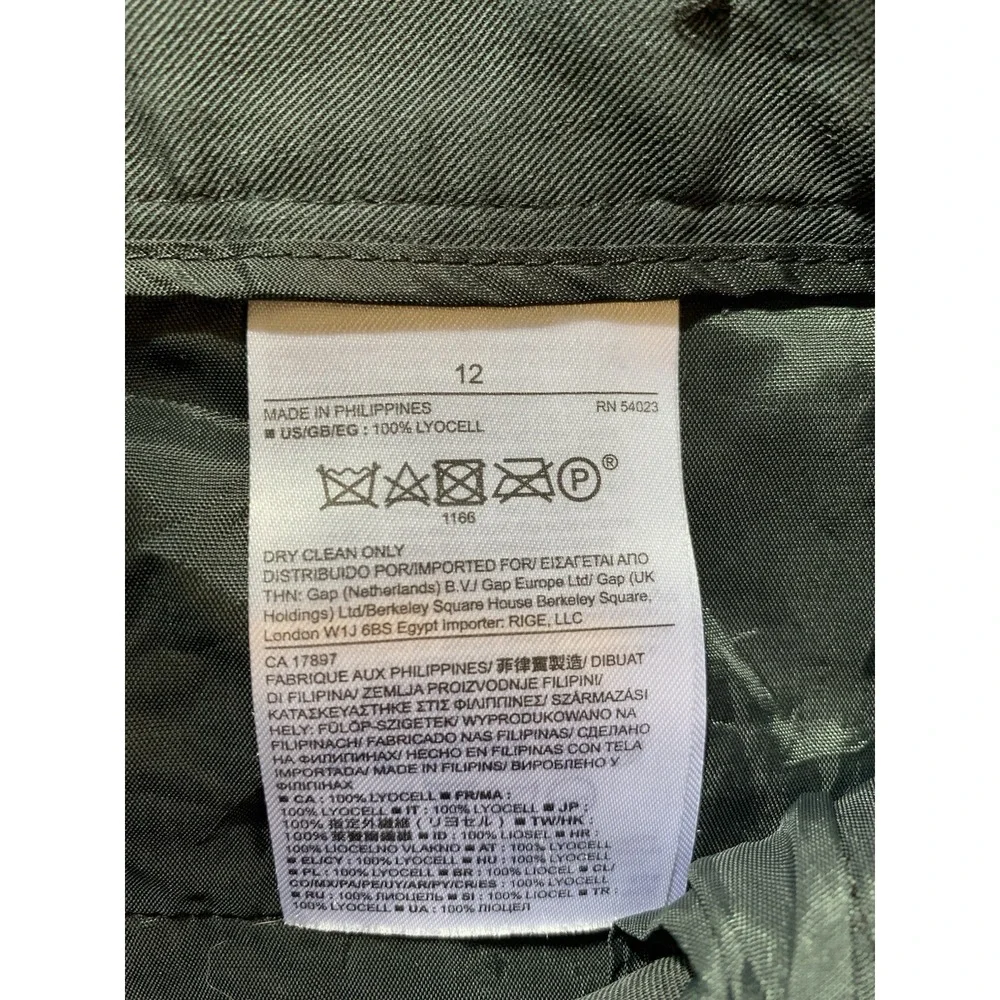 Banana‎ Republic Cargo Pants Women's Size 12 Black Lyocell Zip Buttons Goth Emo